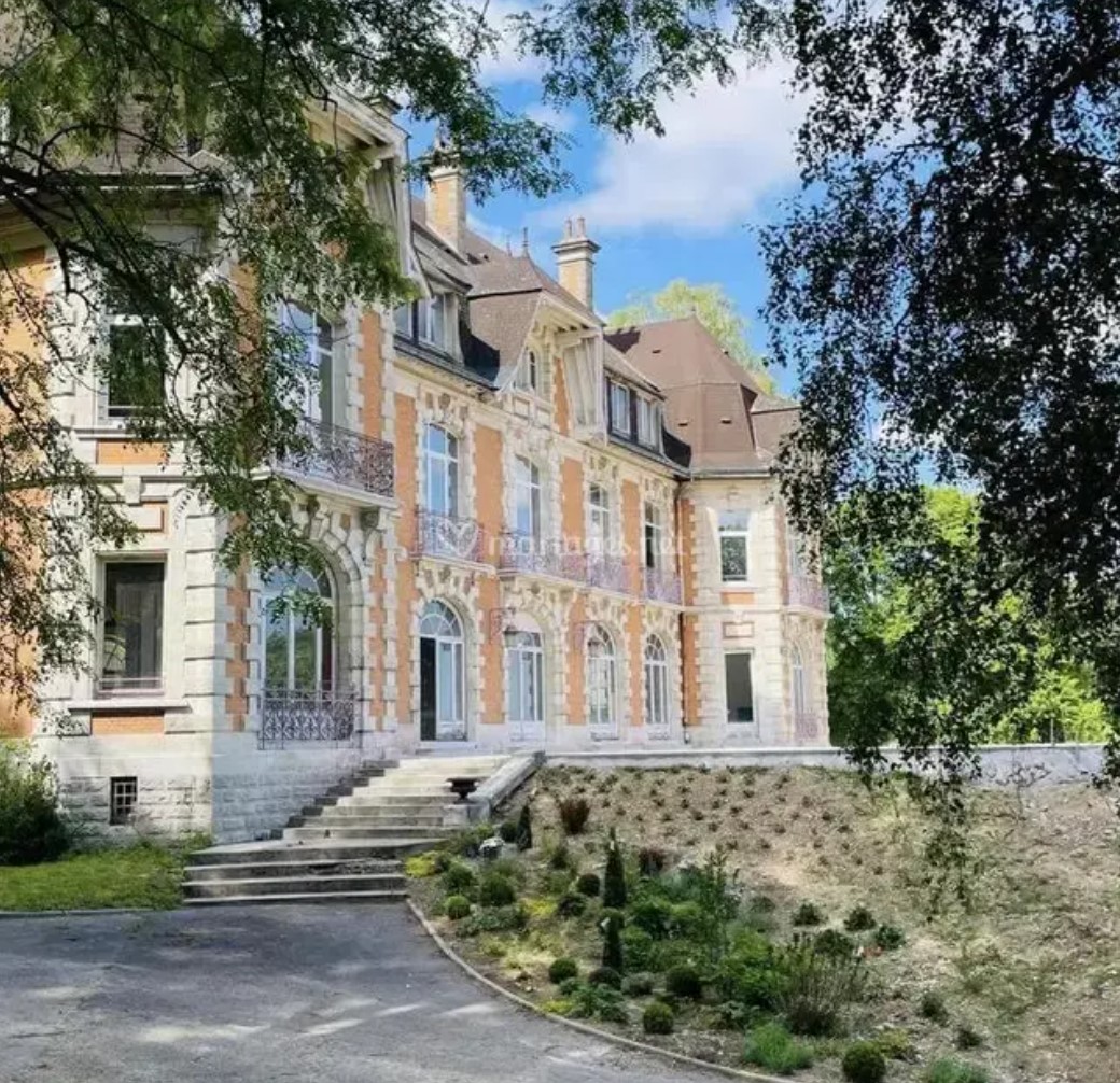 Façade méridionale depuis le parc